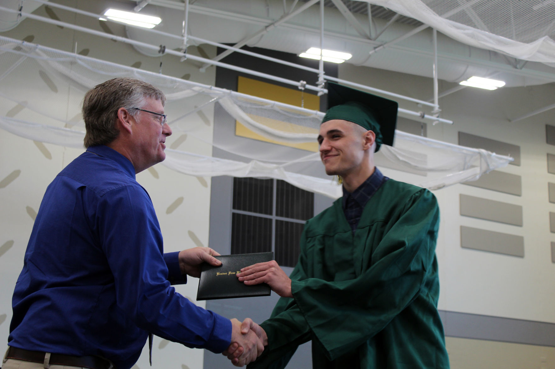 060219-ctzn-news-bd-grad048.jpg